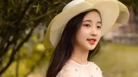 小区里养蟒蛇